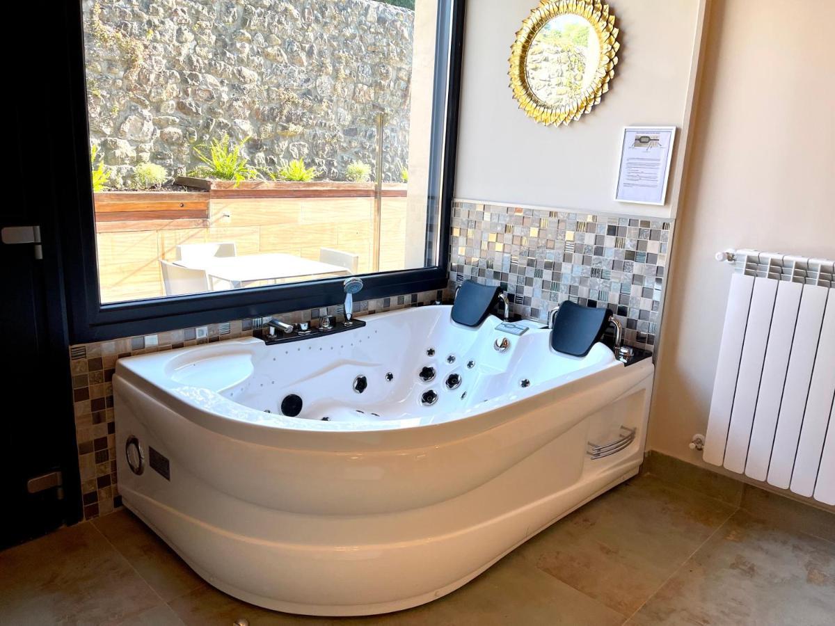 Akla Hotel Suites Valles Pasiegos Saro Luaran gambar