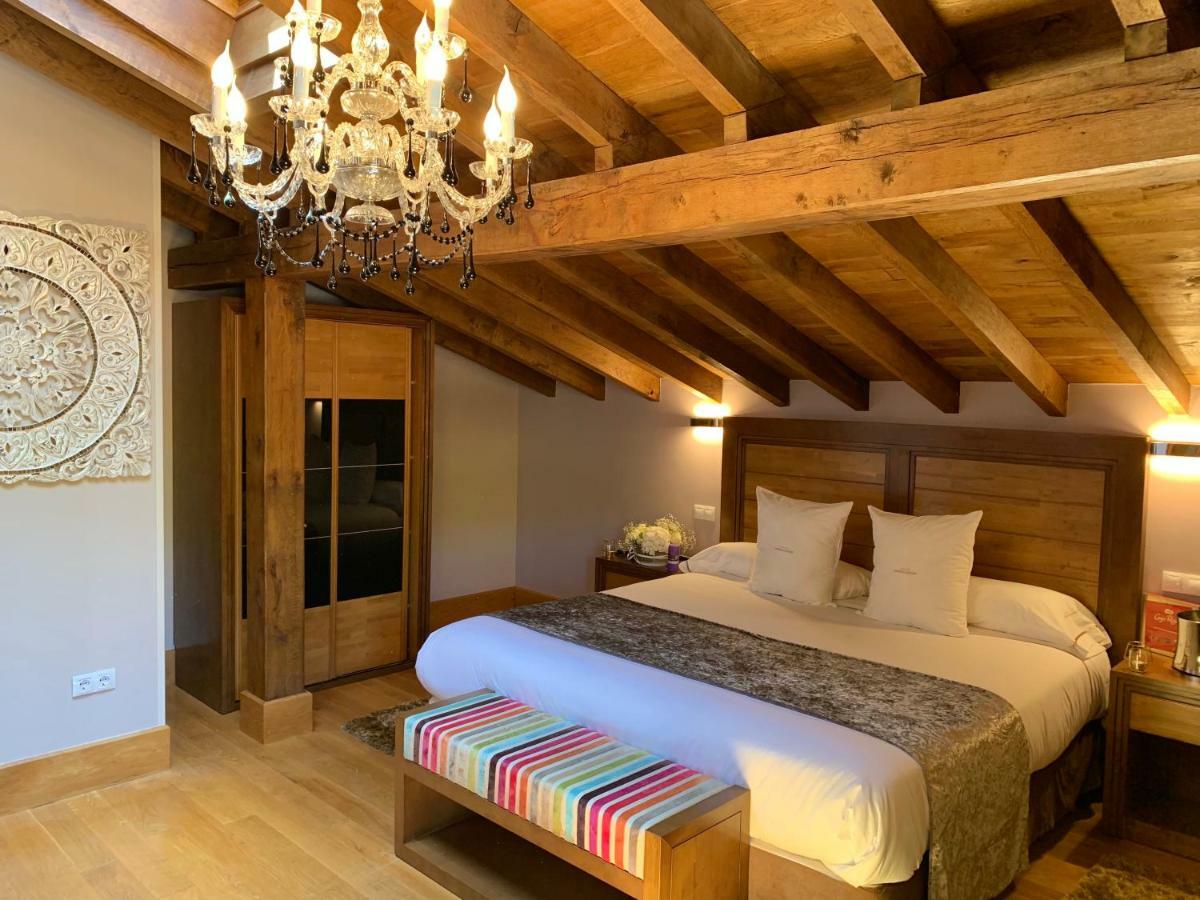 Akla Hotel Suites Valles Pasiegos Saro Luaran gambar